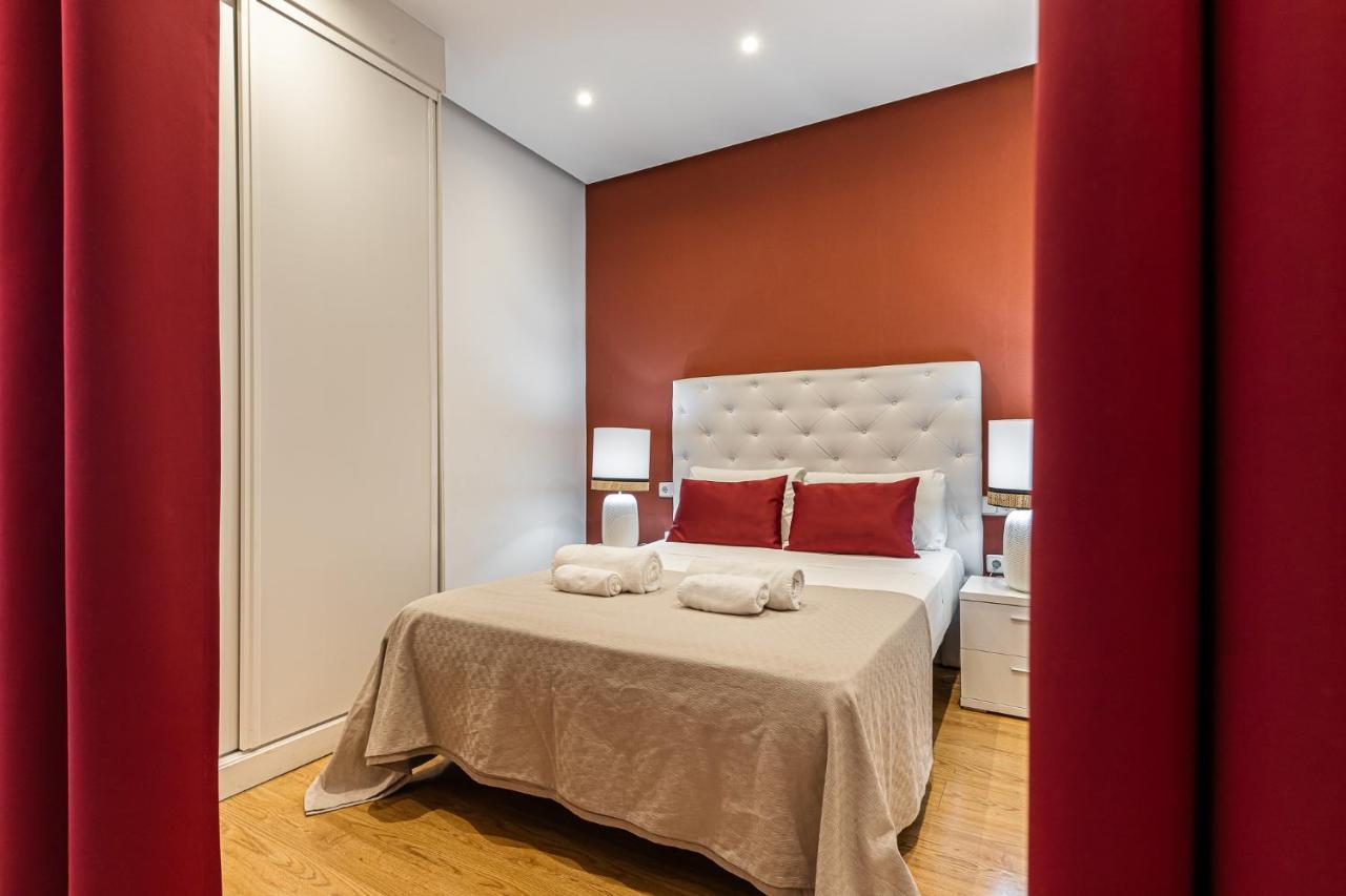 Waou Apartamentos En Sol Superior 2 Madrid Exteriör bild