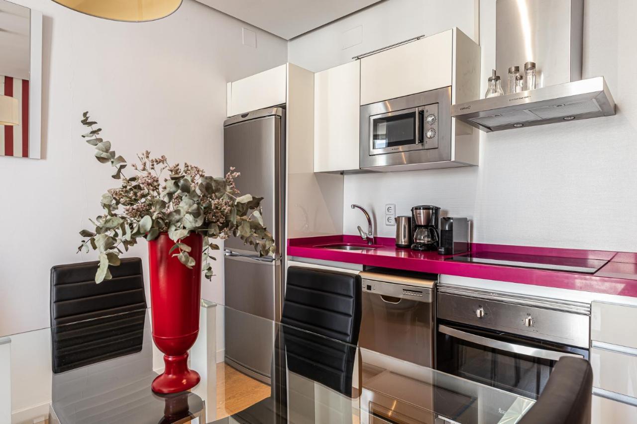 Waou Apartamentos En Sol Superior 2 Madrid Exteriör bild